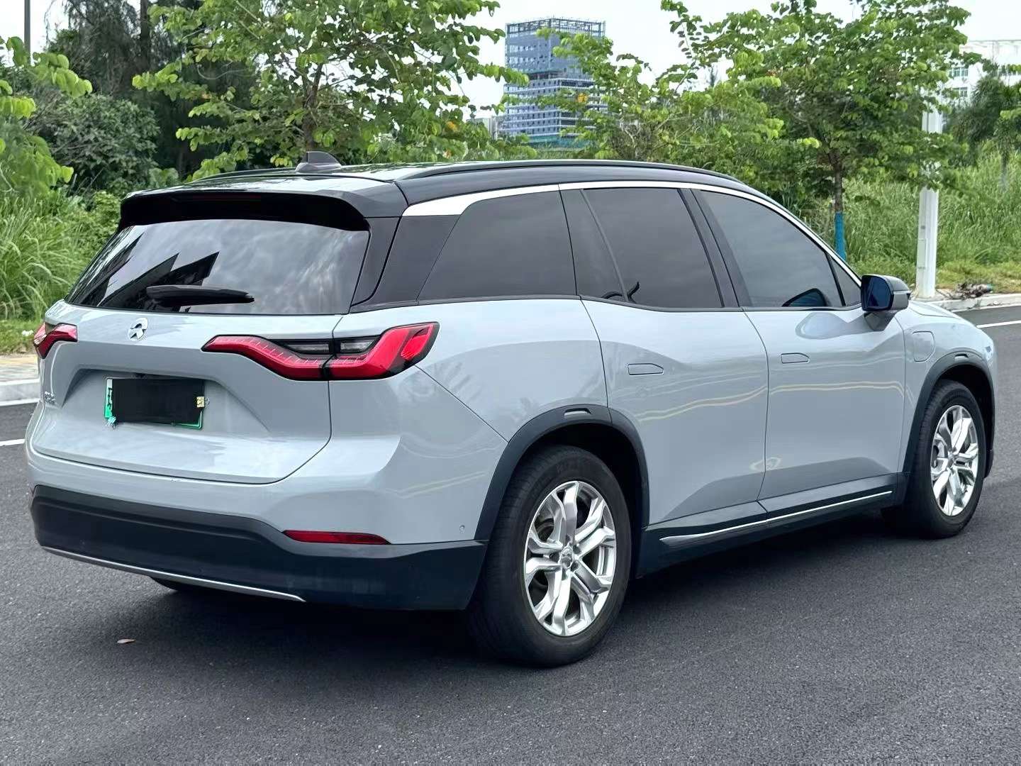 NIO ES8 Standard Edition 6 Seats 7