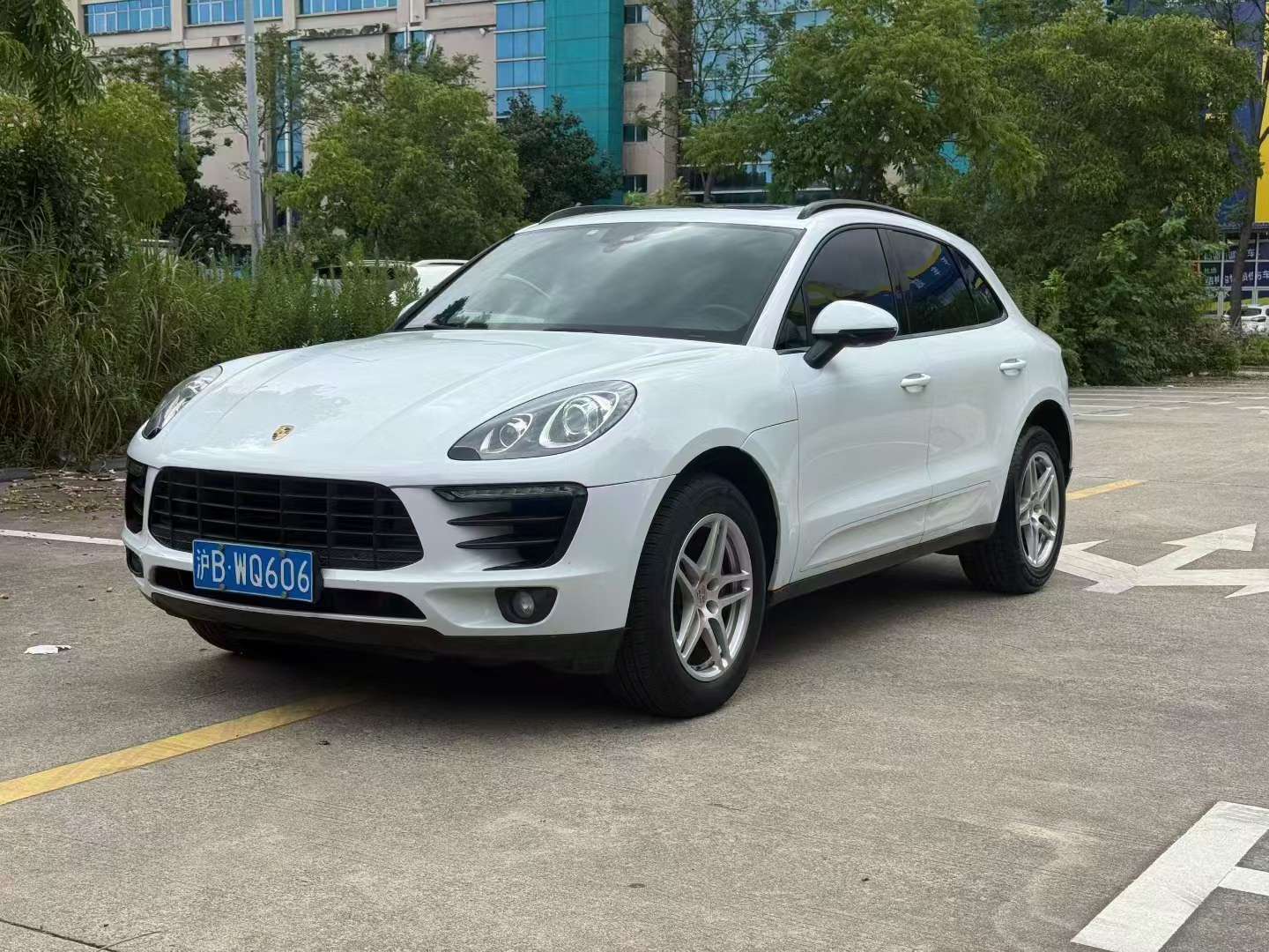 Porsche Macan 2