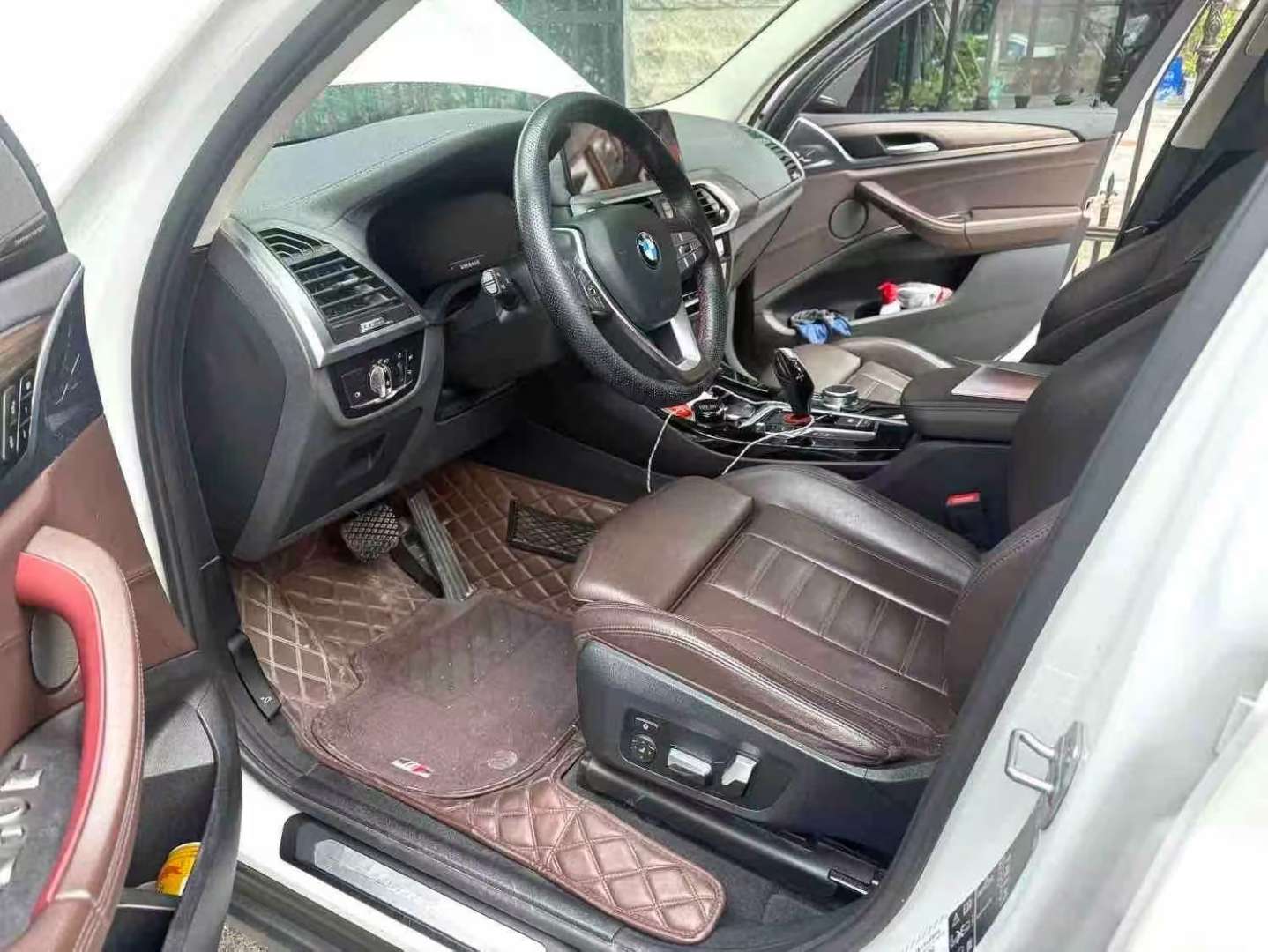 BMW X3 2.0T 28i AWD Luxury 5