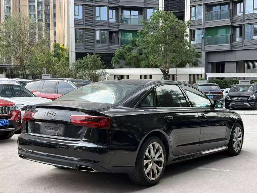 Audi A6L 3.0T AWD Sport Edition 4