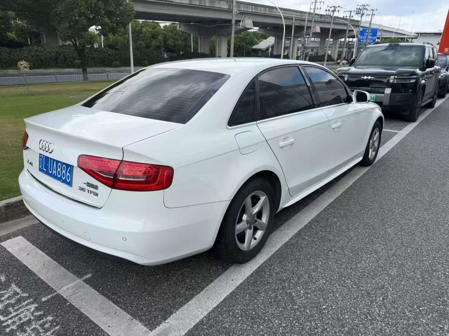Audi A4L 2014 35 3
