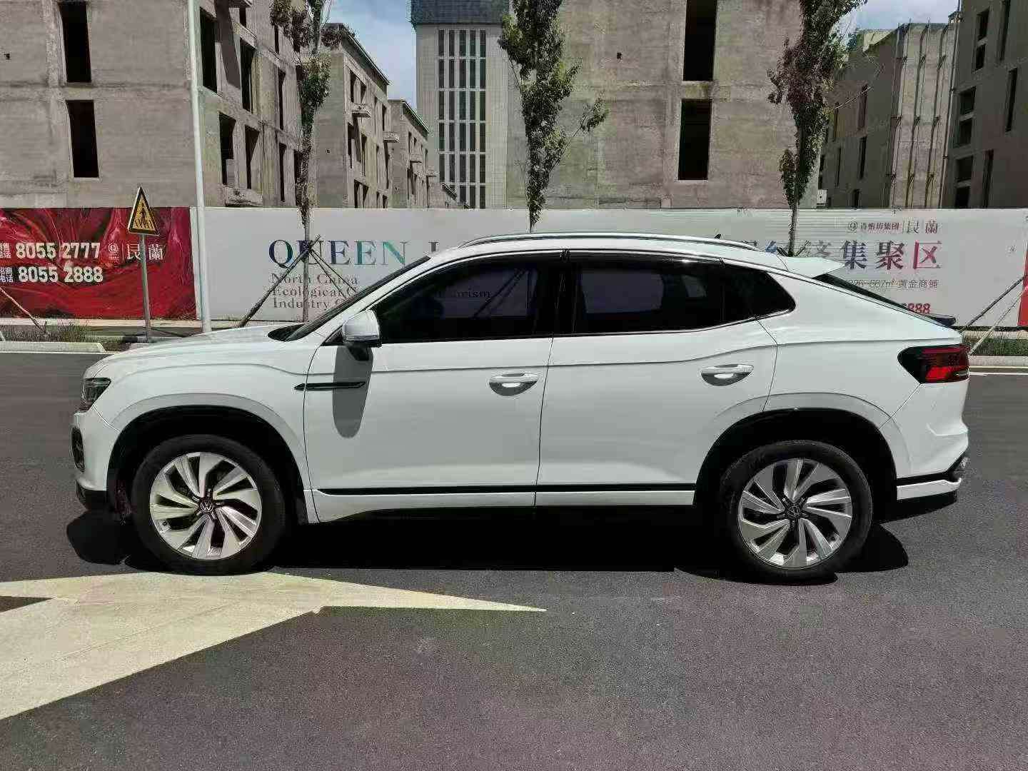 Volkswagen Tayron X 2022 330 Prestige 4