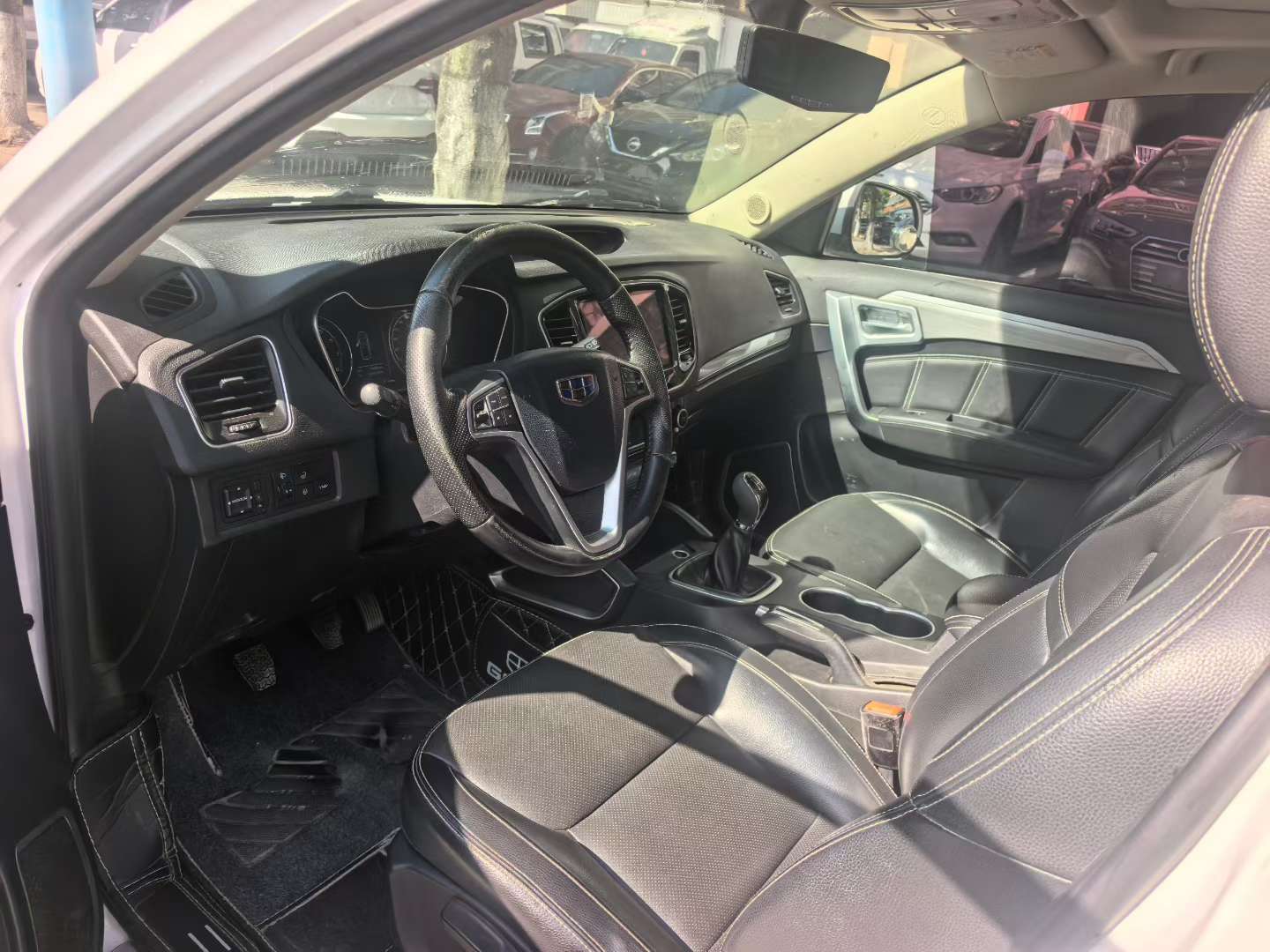 Geely Vision X6 7