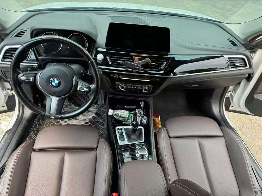 BMW 1 Series 1.5T M Sport Night Edition 5