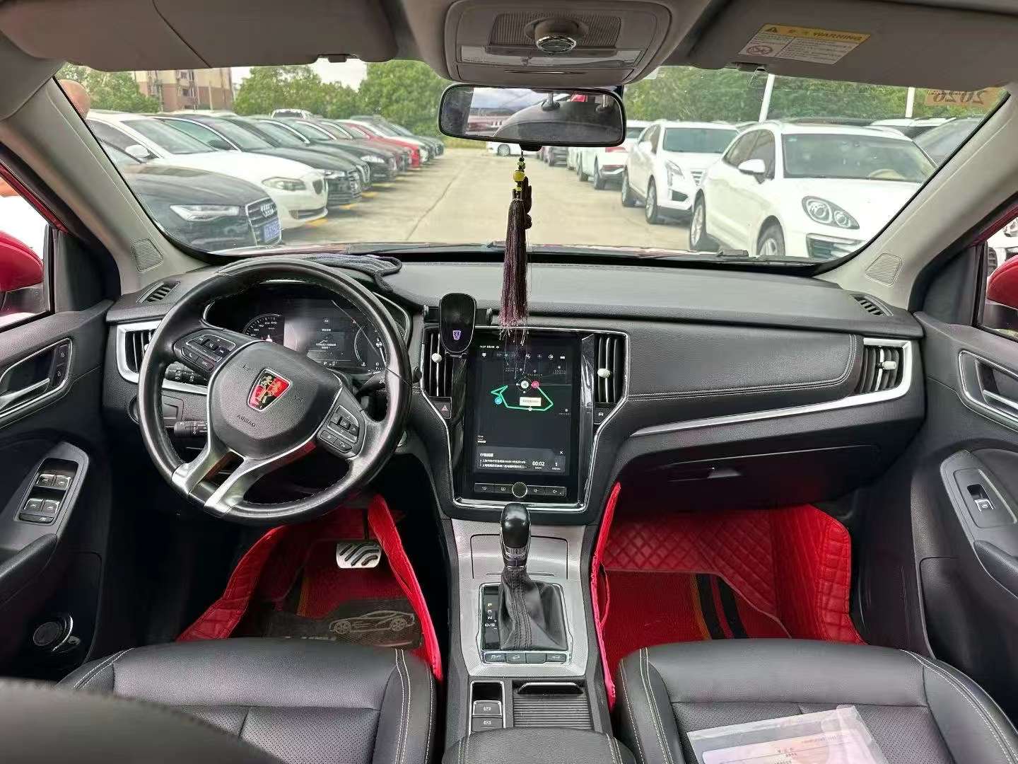 Roewe RX5 1.5T Panoramic Sunroof 7