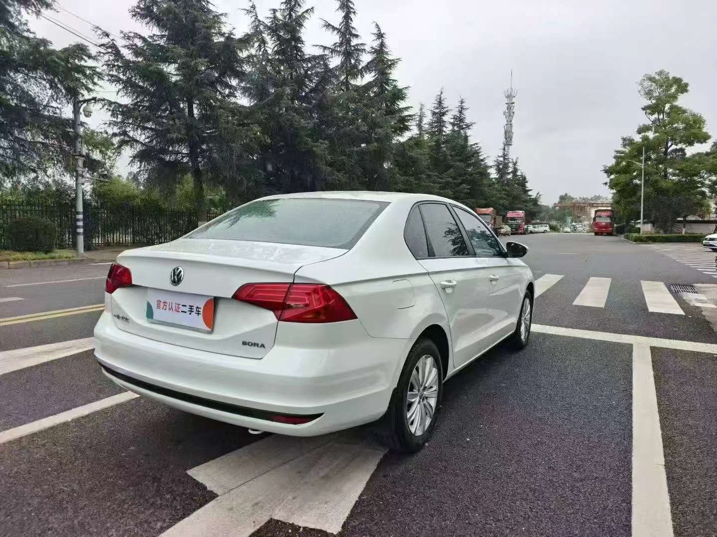 Volkswagen Bora 2020 1.5 Automatic Standard 9
