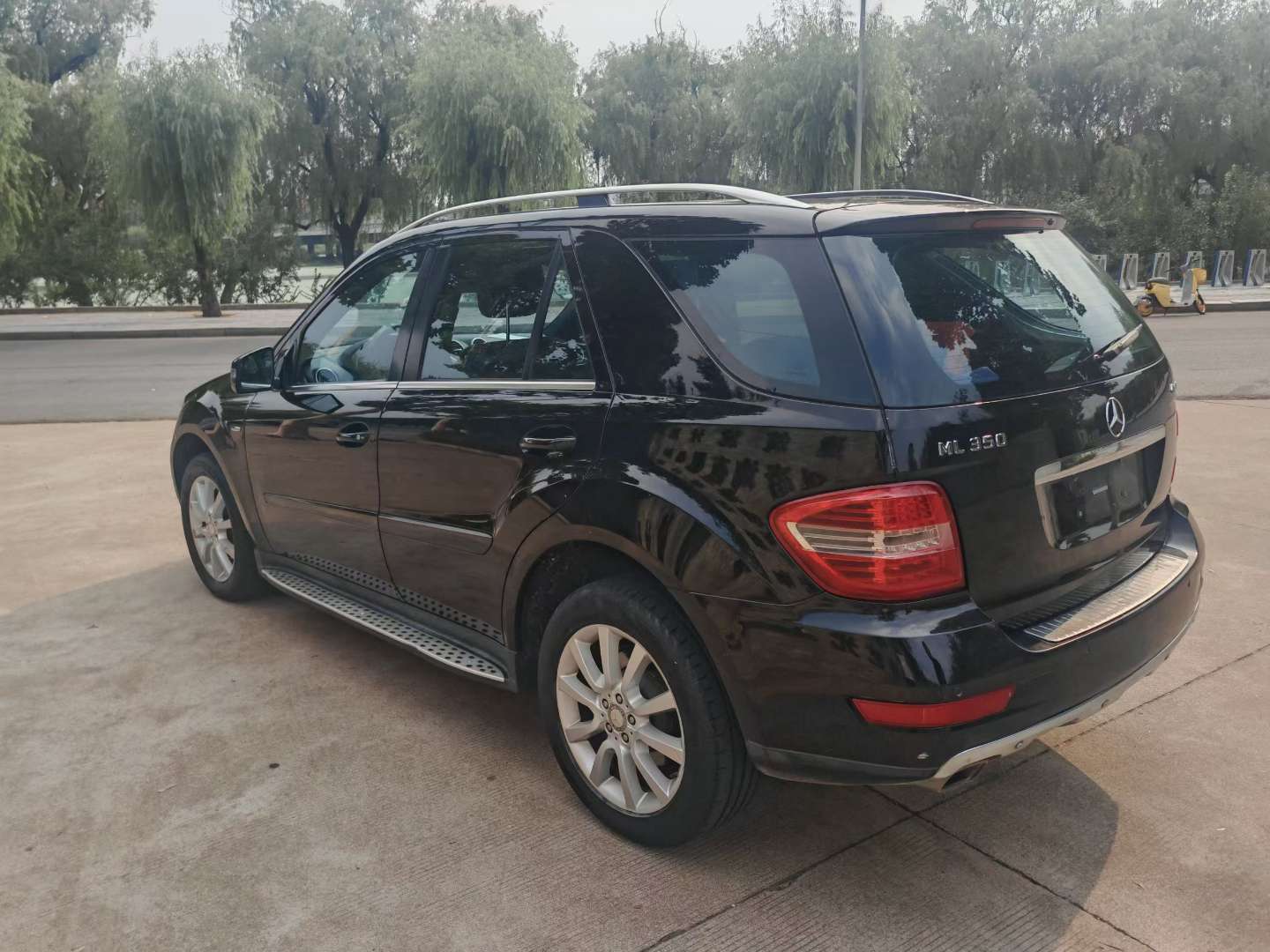 Mercedes-Benz ML 2011 ML350 4MATIC Luxury 6
