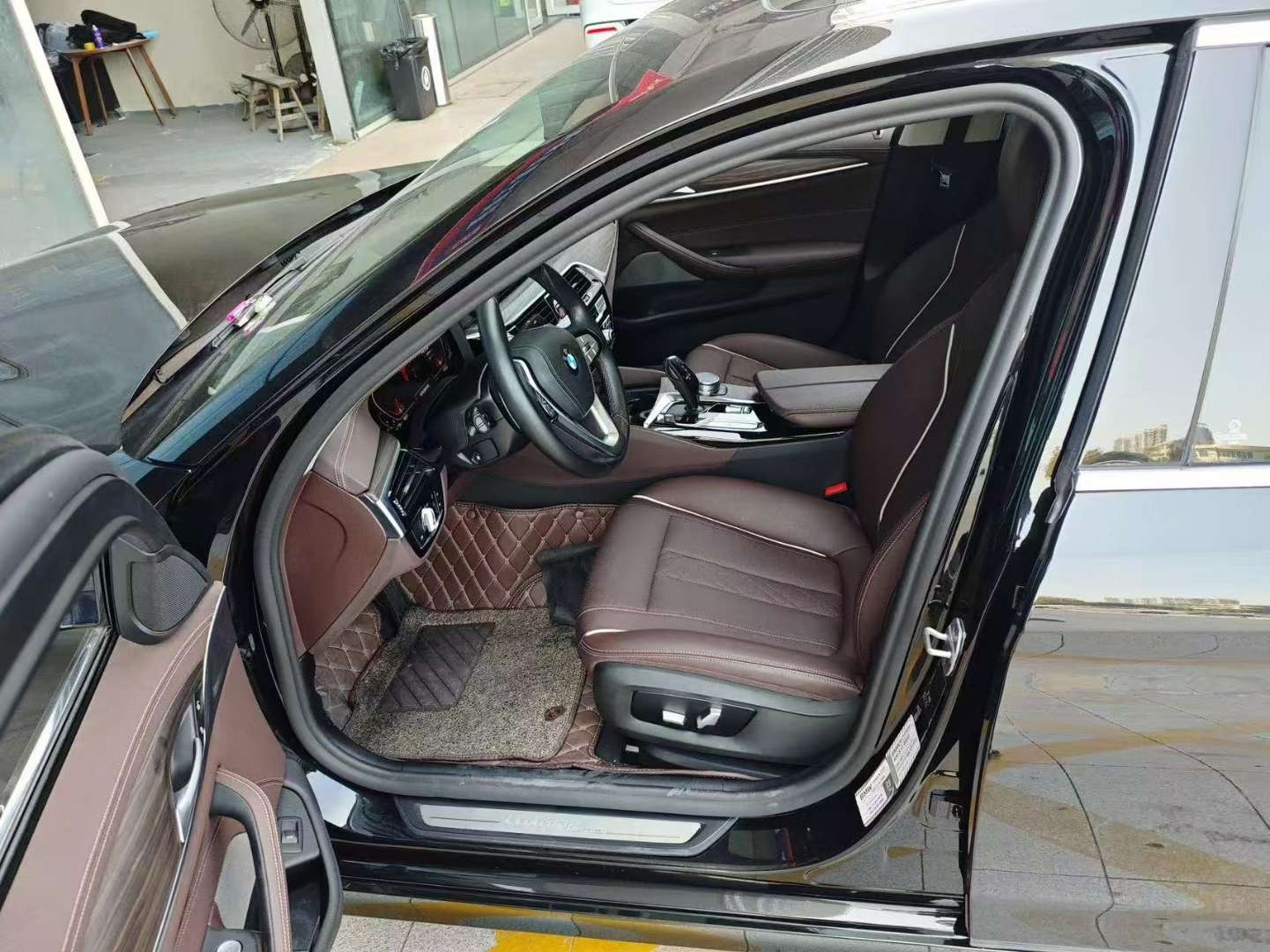 BMW 5 Series 530Li Leading Luxury Package 2.0T 7