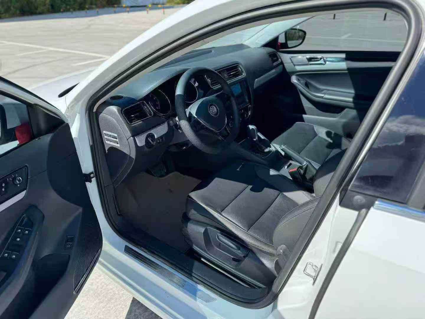 Volkswagen Sagitar 2016 Automatic 1.4T High Trim 5
