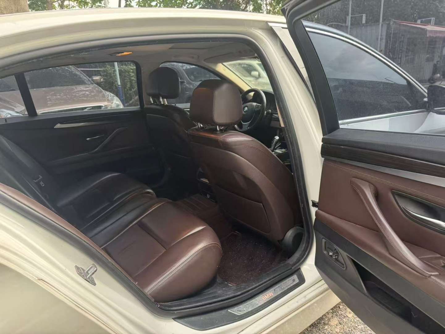BMW 5 Series 525Li Luxury 6