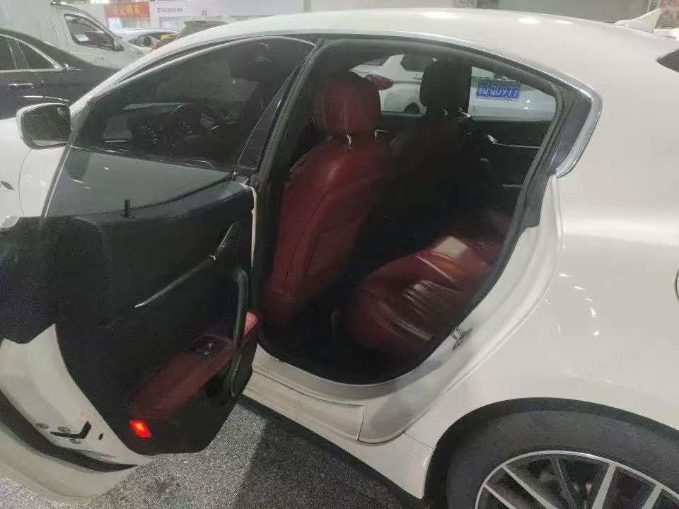 Maserati Ghibli 2014 3.0T Standard 4