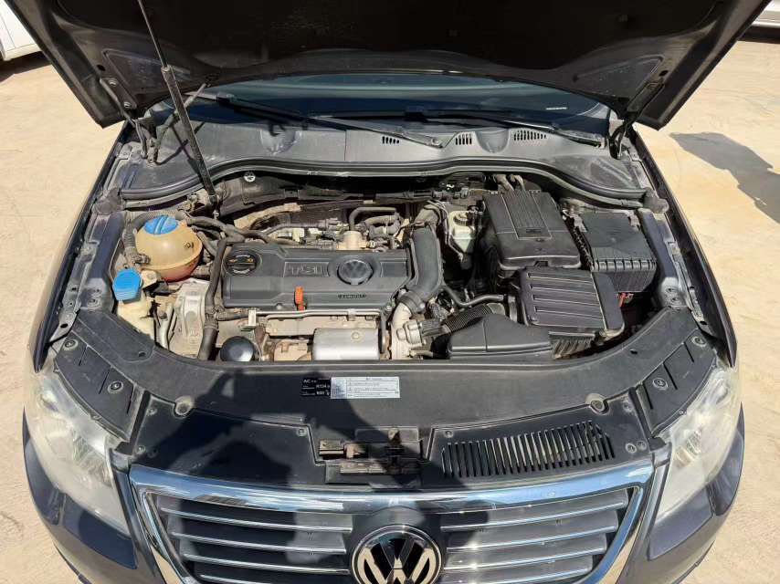 Volkswagen Magotan 1.4T Automatic Sunroof Dual Power Seats 8
