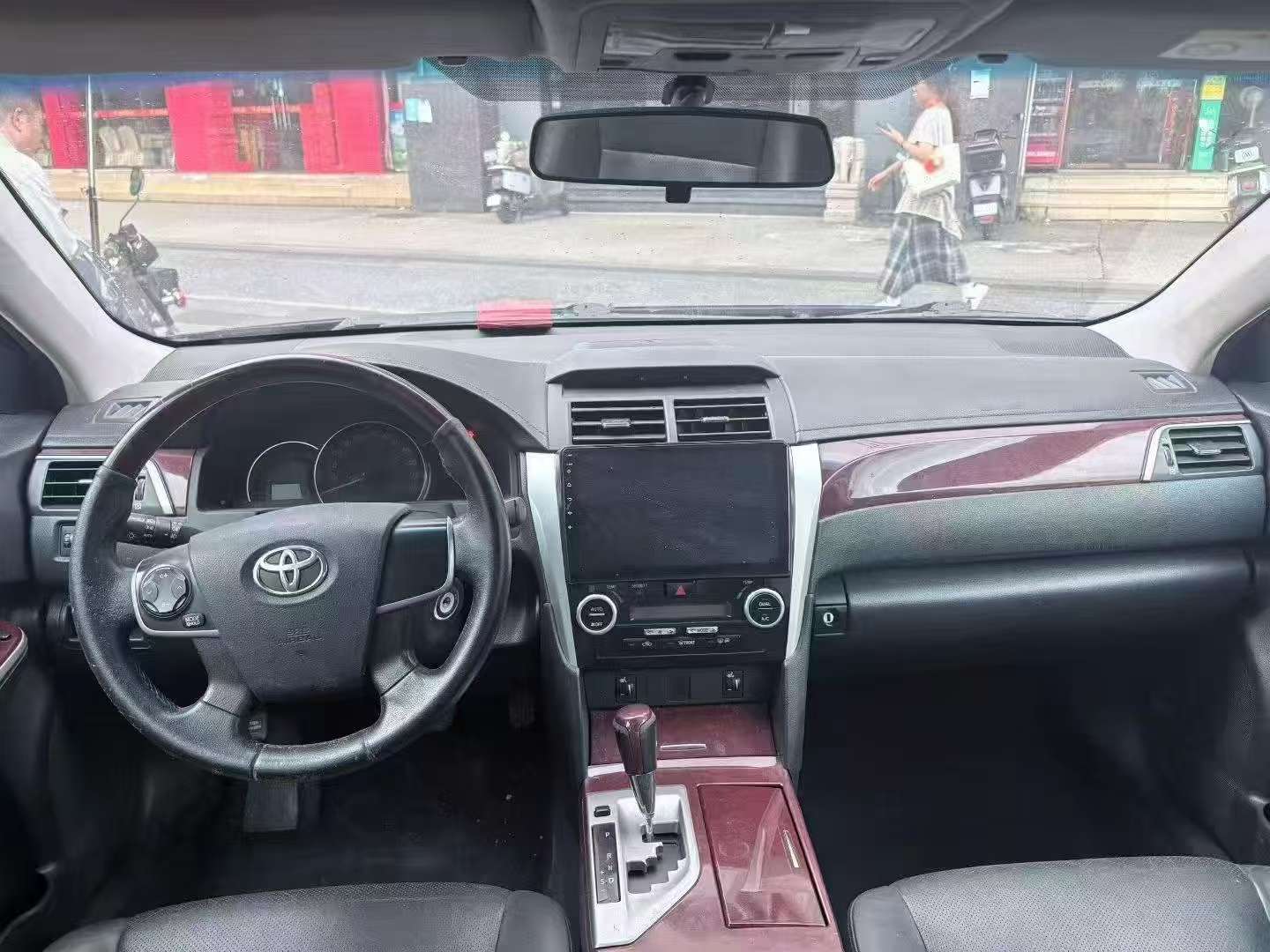 Toyota Camry 2.0G Comfort 8