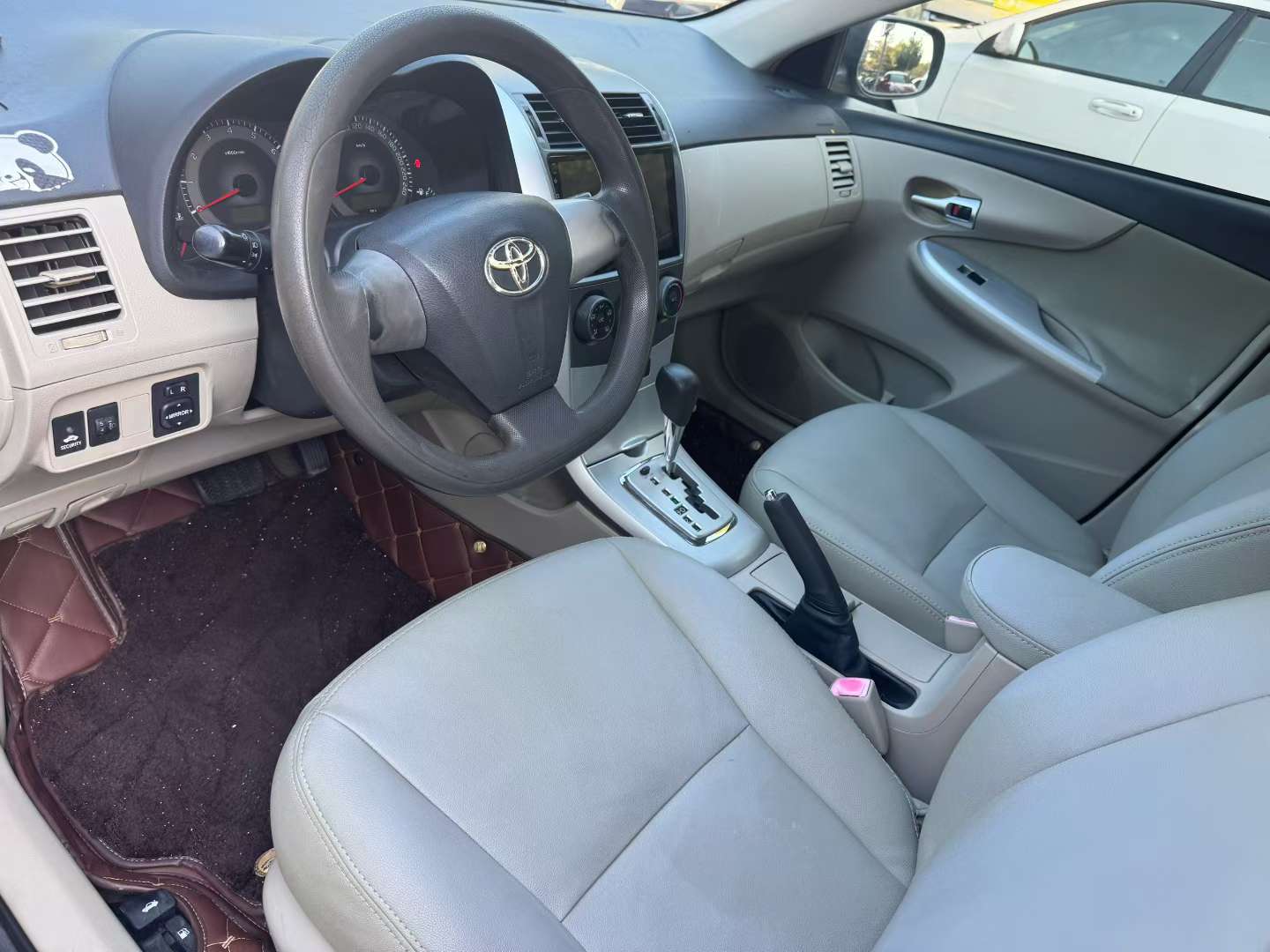 Toyota Corolla 1.6L Automatic 7