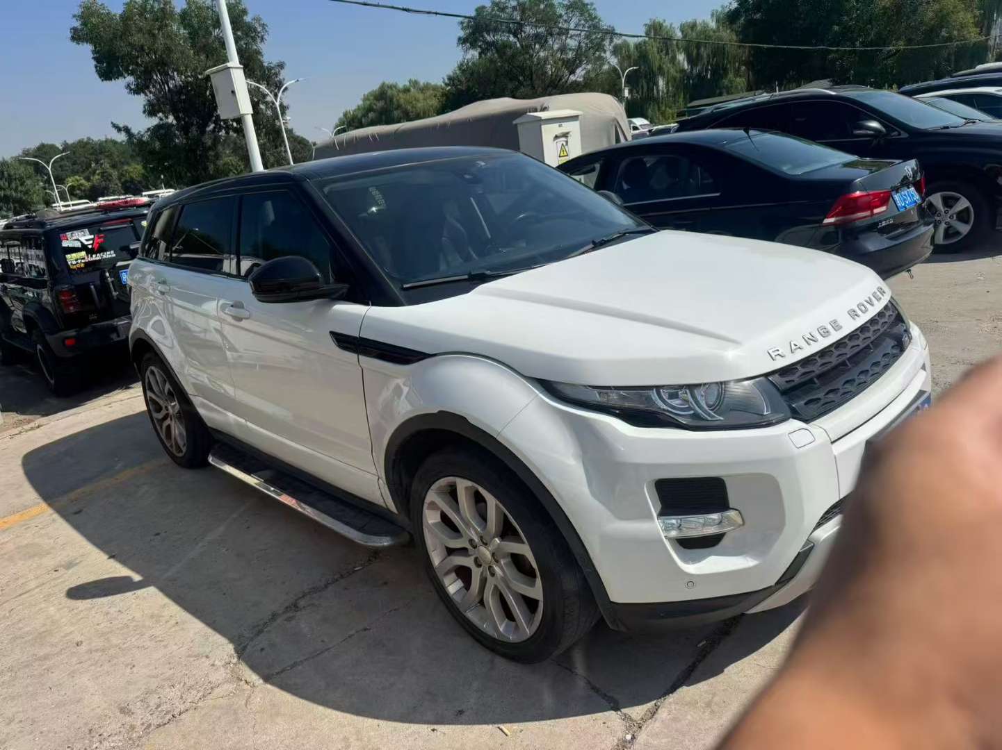 Land Rover Evoque 2.0 Automatic Sunroof