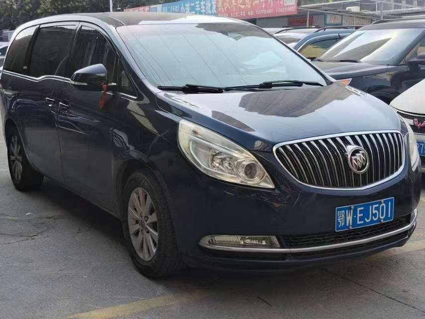 Buick GL8 2014 2.4 Comfort Edition 3