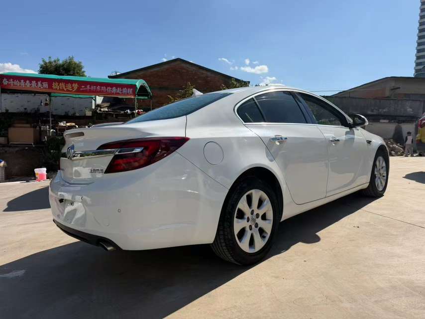 Buick Regal 2.0L Automatic 4