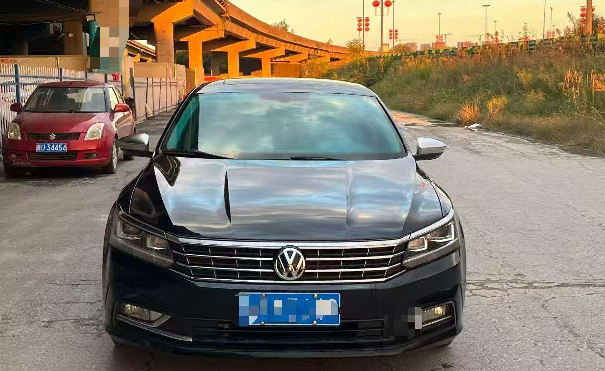 Volkswagen Passat 1.8T Premium Edition