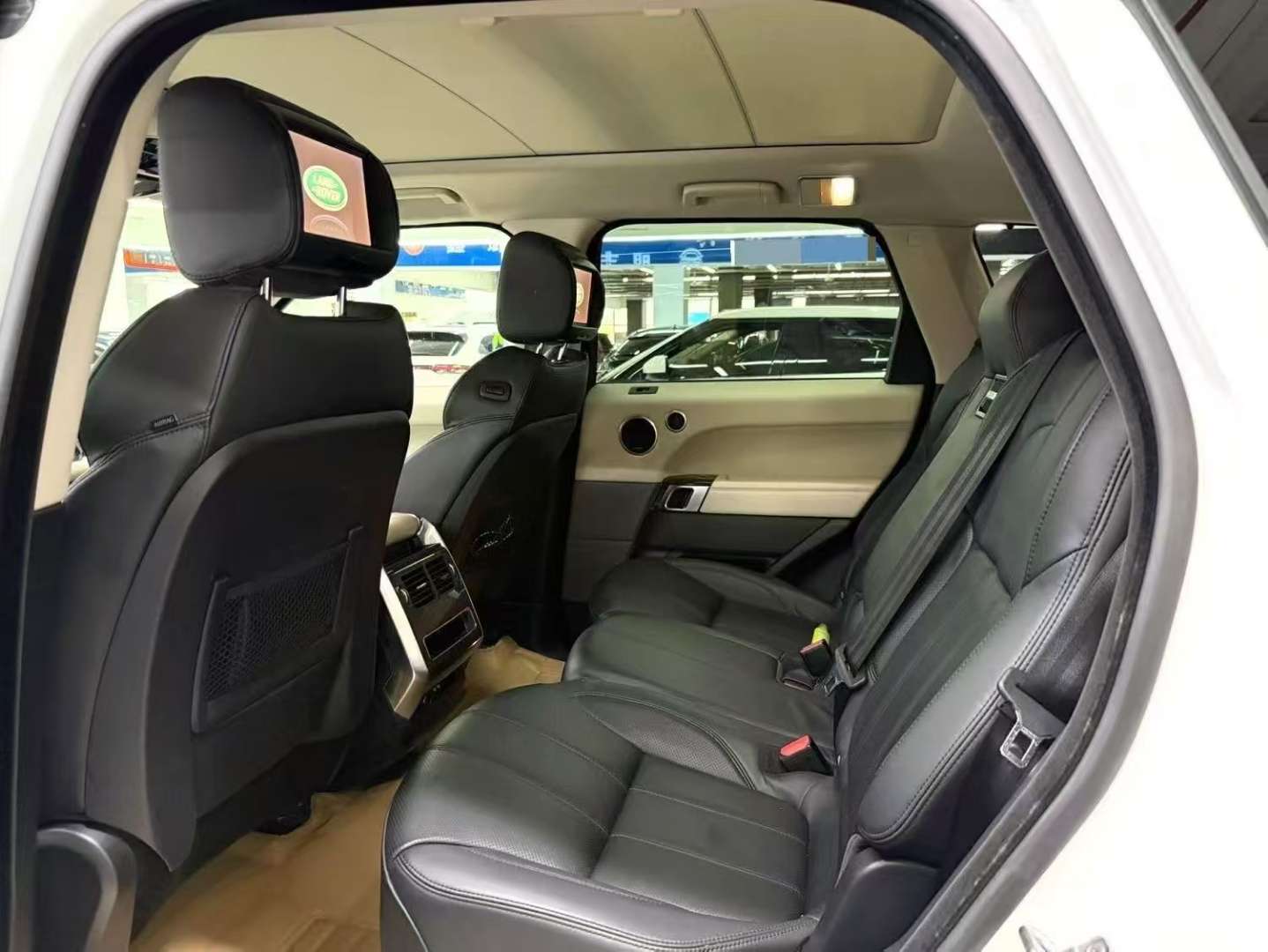Land Rover Range Rover Sport 3.0T 5