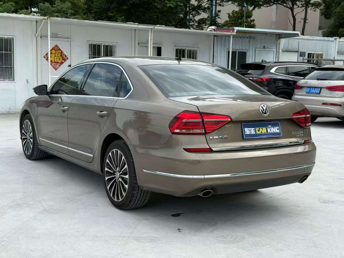 Volkswagen Passat 1.8TSI 330TSI Yuzun Edition 2