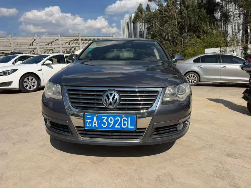 Volkswagen Magotan 1.4T Automatic Sunroof Dual Power Seats