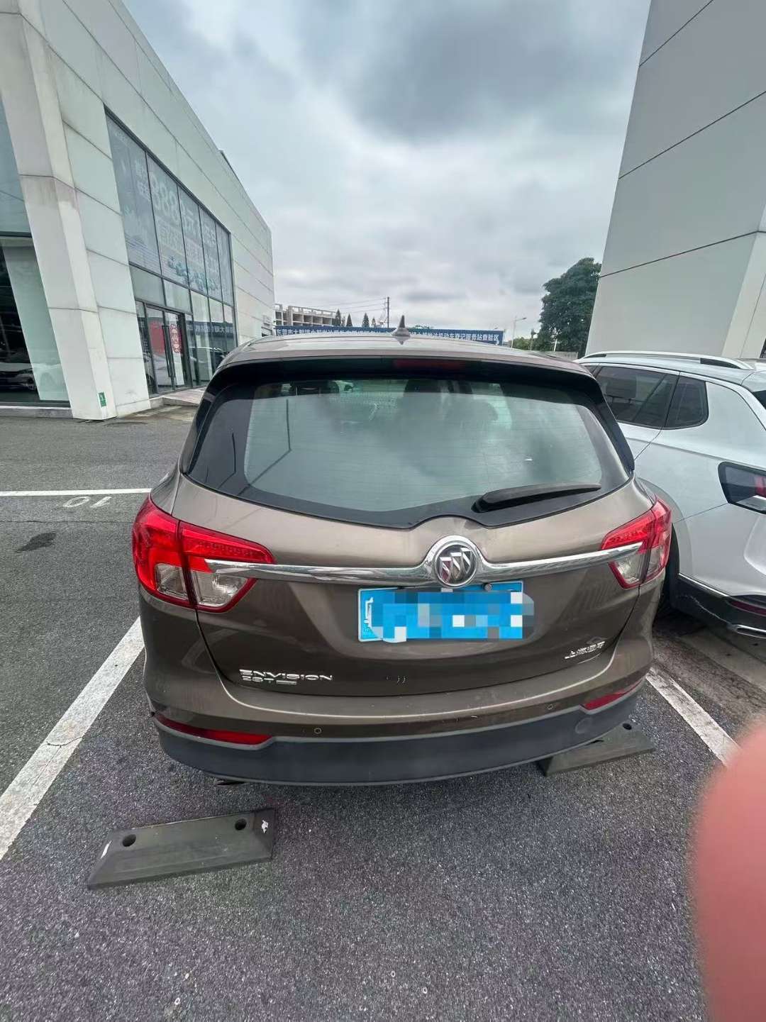 Buick Envision 28T AWD Elite 4