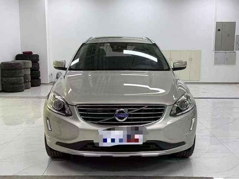 Volvo XC60 2016 2.0T T5 AWD Ultimate 2