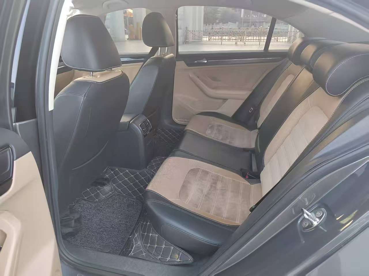 Volkswagen Sagitar 1.4T Automatic Luxury 8