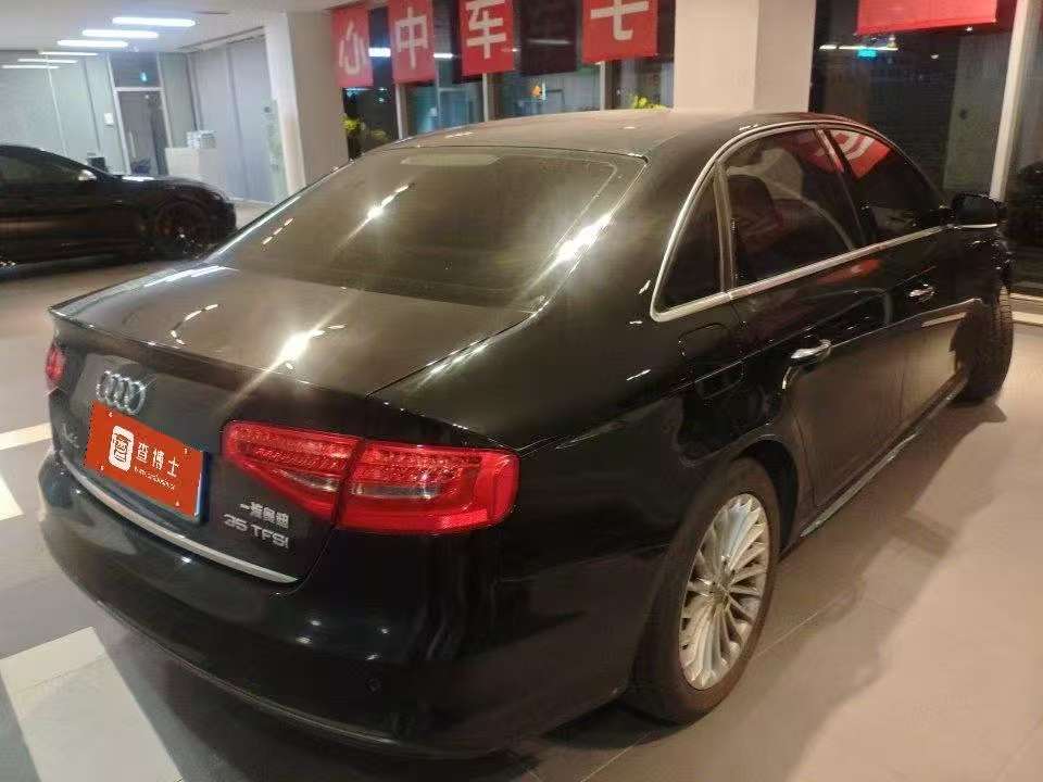 Audi A4L 2016 High Trim 2.0T S line Classic Comfort 2