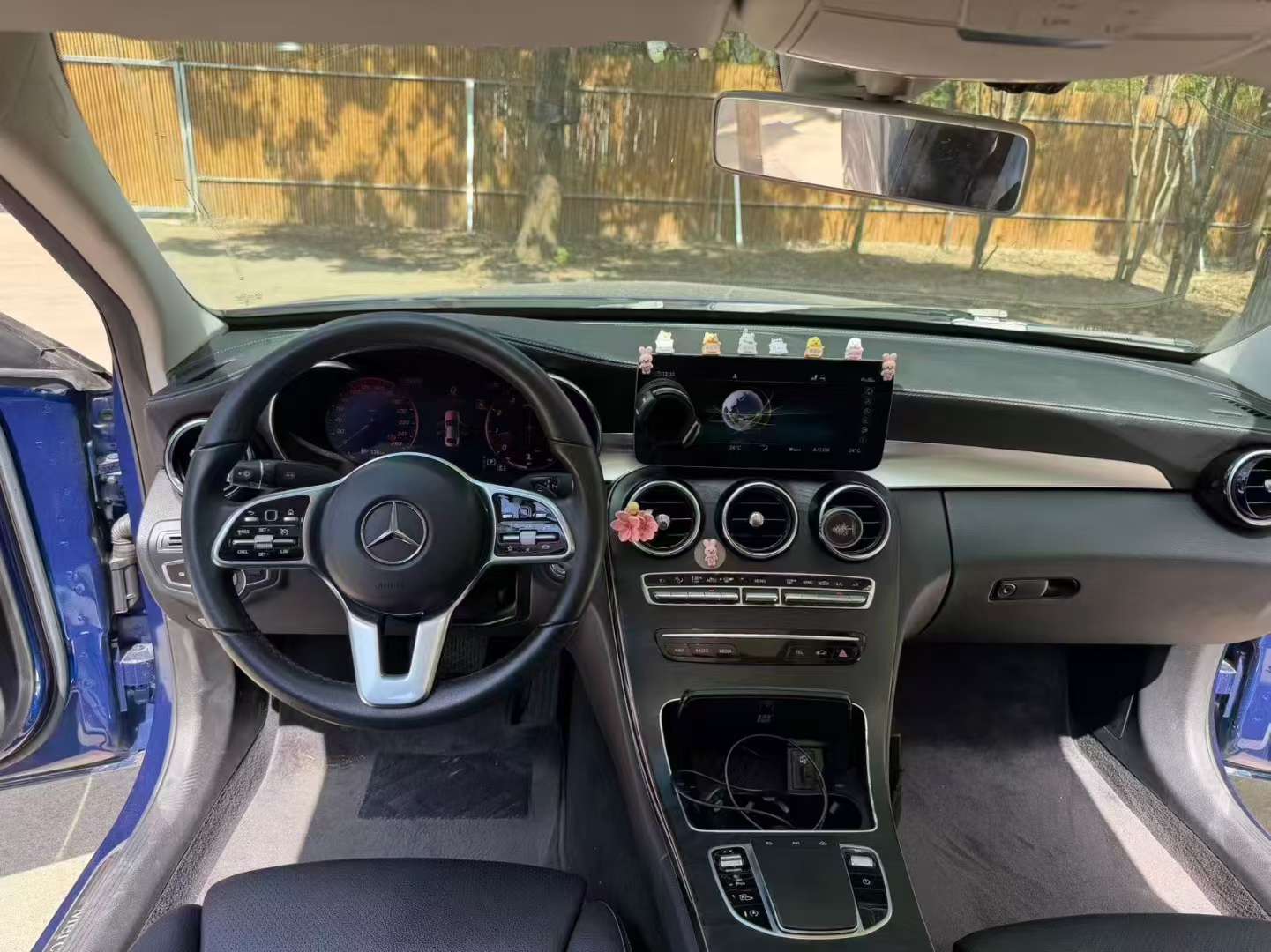 Mercedes-Benz C-Class C260L 6