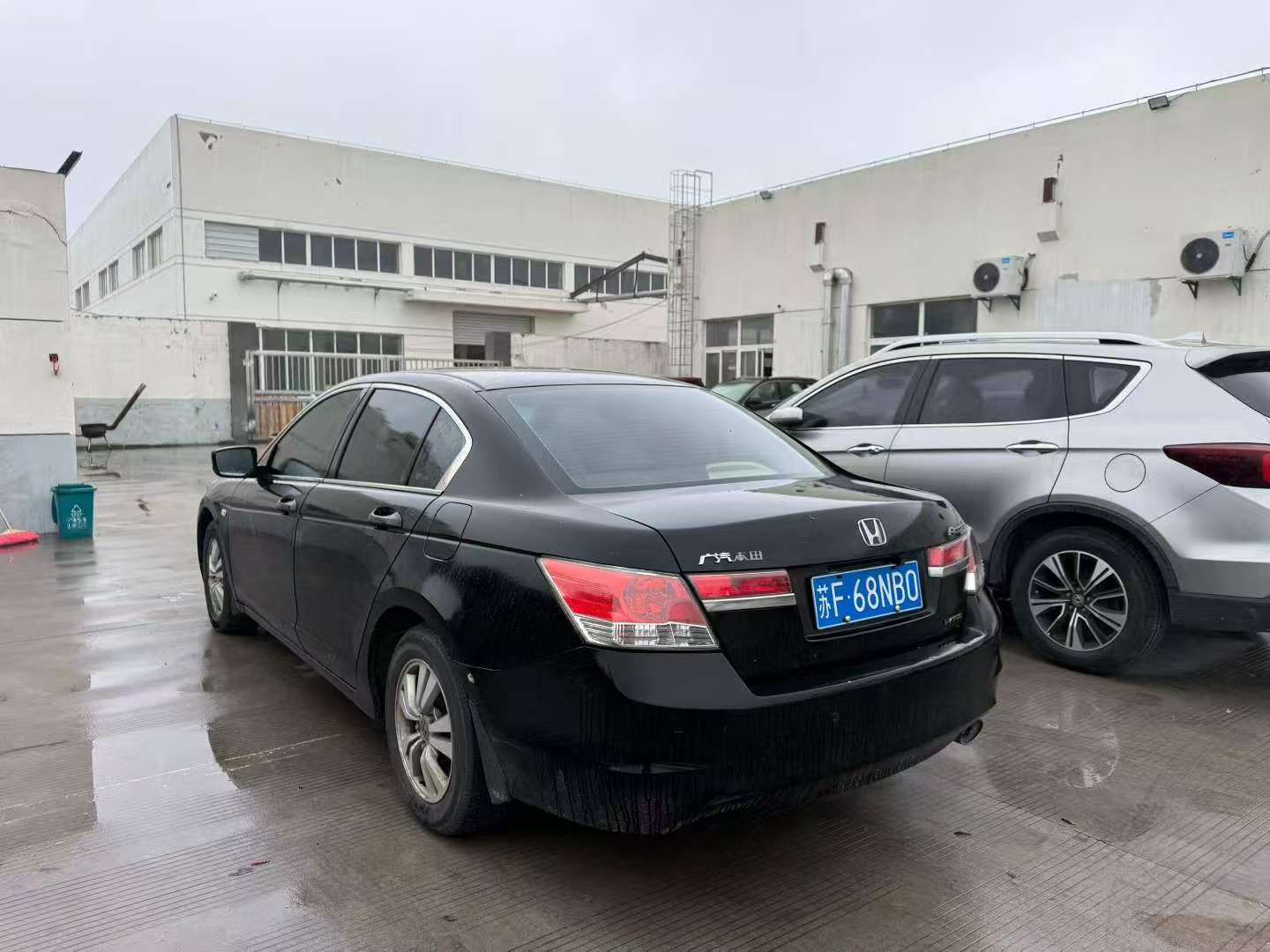 Honda Accord 2011 2.0L Automatic Sunroof Version 9