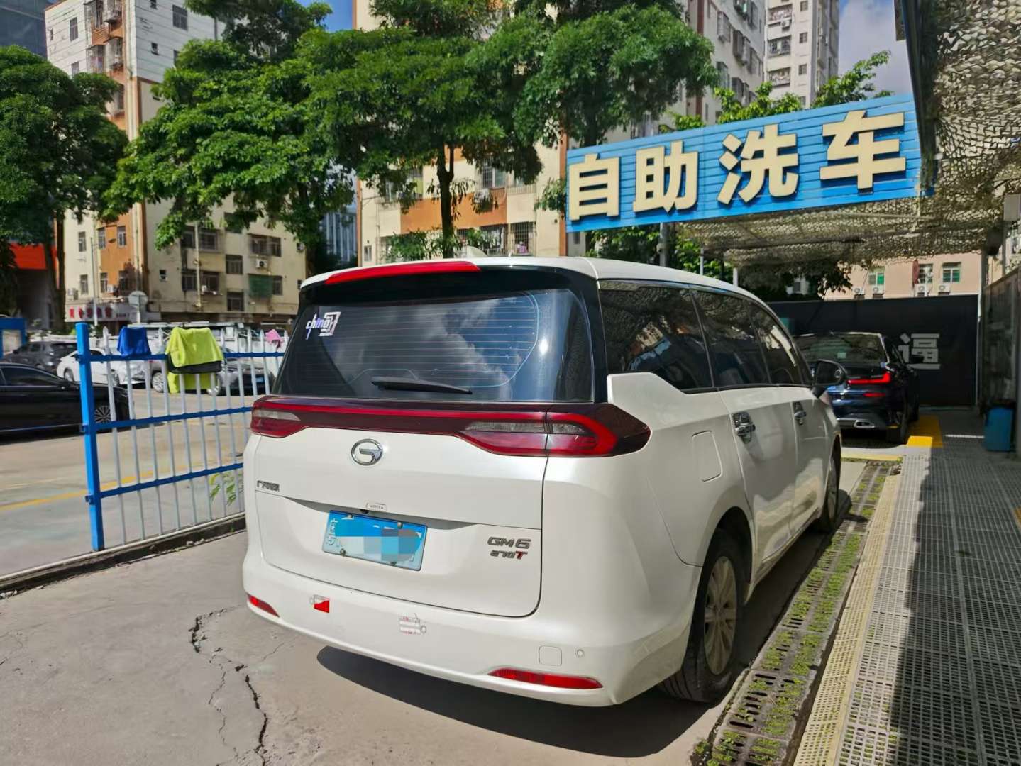 GAC Trumpchi M6 270T DCT Luxury Edition (7-Seater) 3