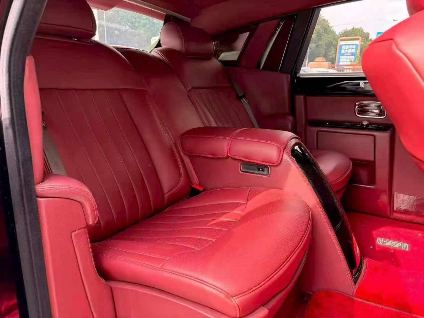 Rolls-Royce Phantom 2013 Rolls-Royce Phantom 5