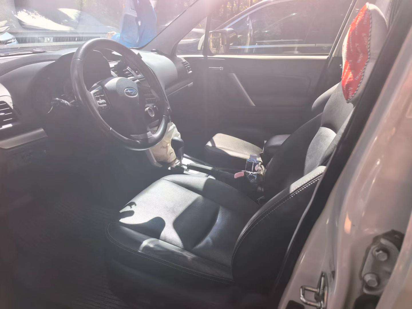 Subaru Forester 2.0 Luxury Edition 3