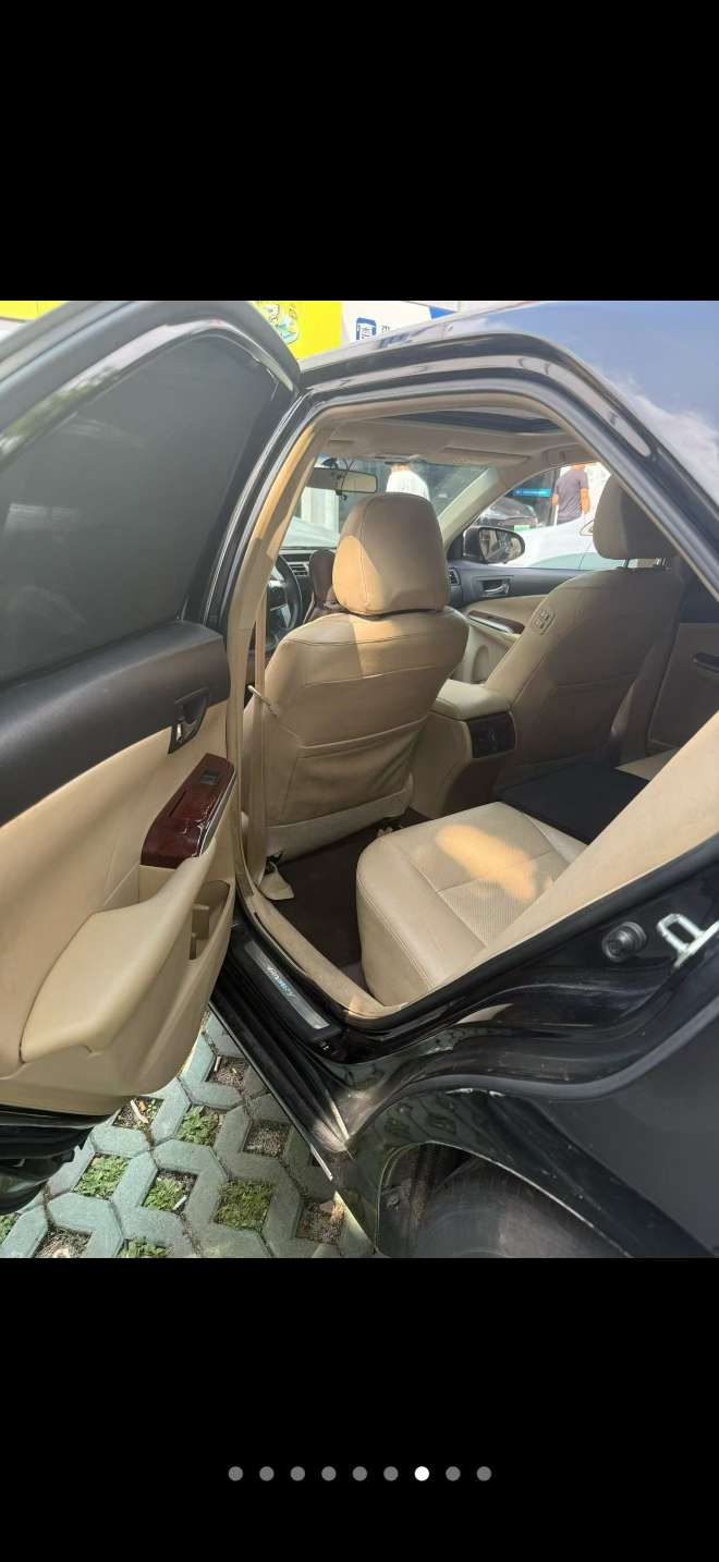 Toyota Camry 2.5L 2.5G Luxury Navigation Edition 8