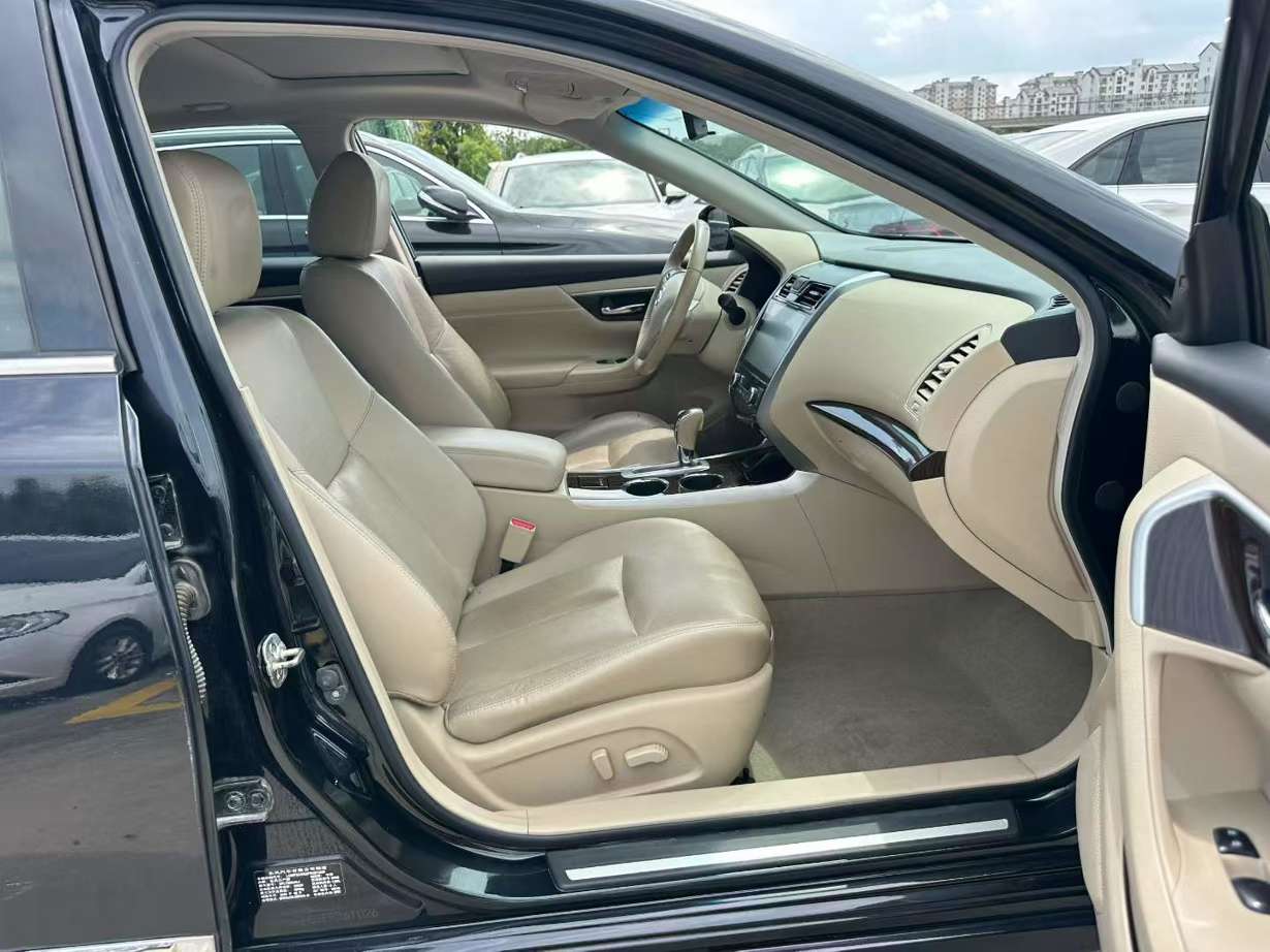 Nissan Teana 2.0L Automatic Sunroof 9