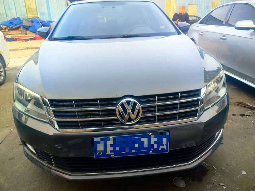 Volkswagen Lingxing 2014 Manual Sunroof High Trim