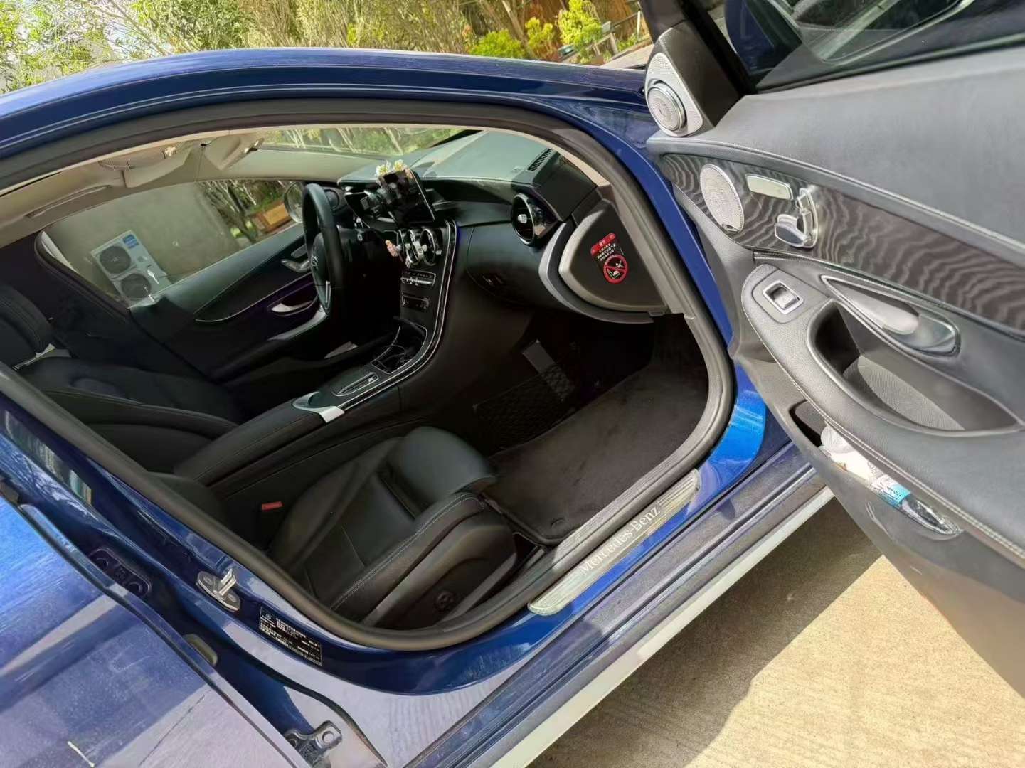 Mercedes-Benz C-Class C260L 5