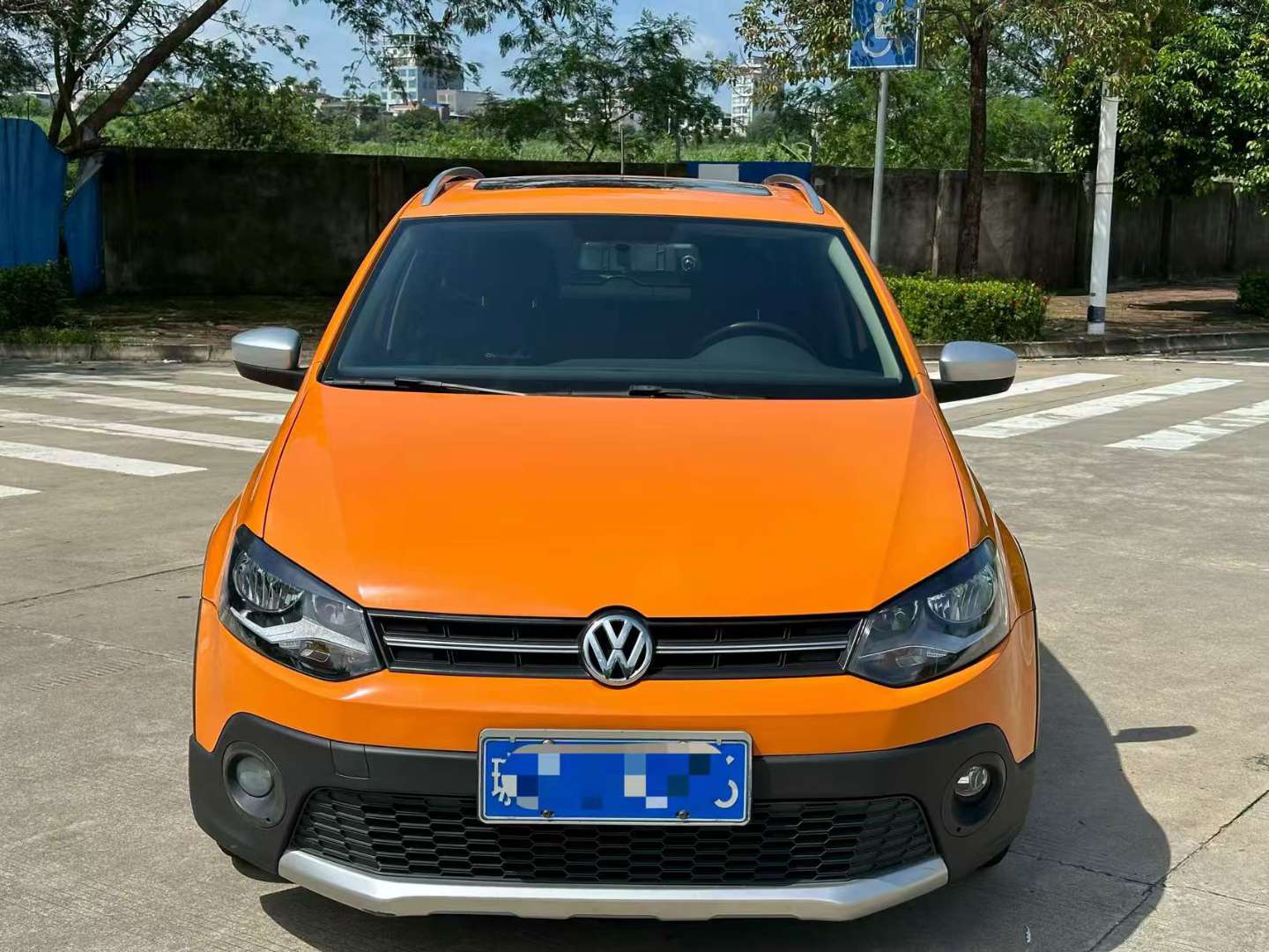Volkswagen Polo 2013 1.6L Automatic 2