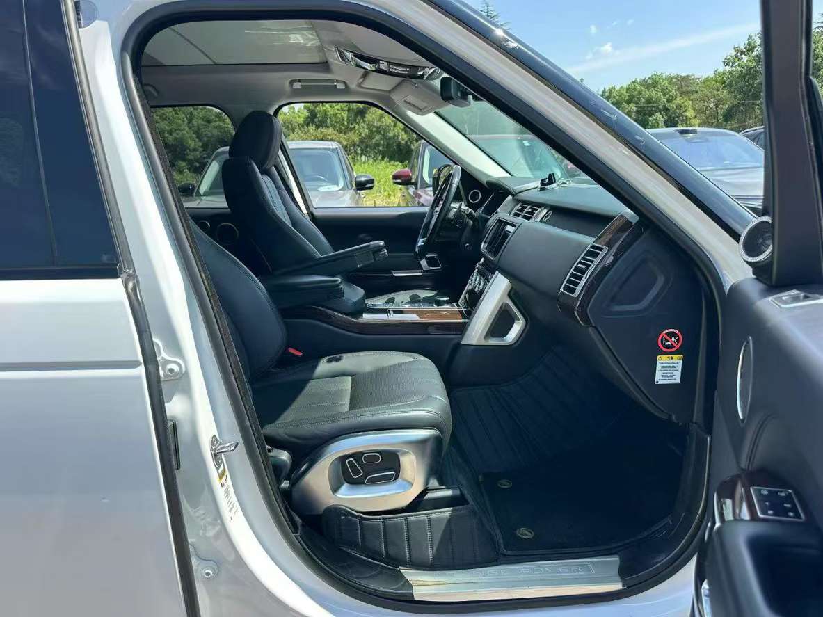 Land Rover Range Rover 2015 Executive 3.0T Gasoline Standard Wheelbase 9