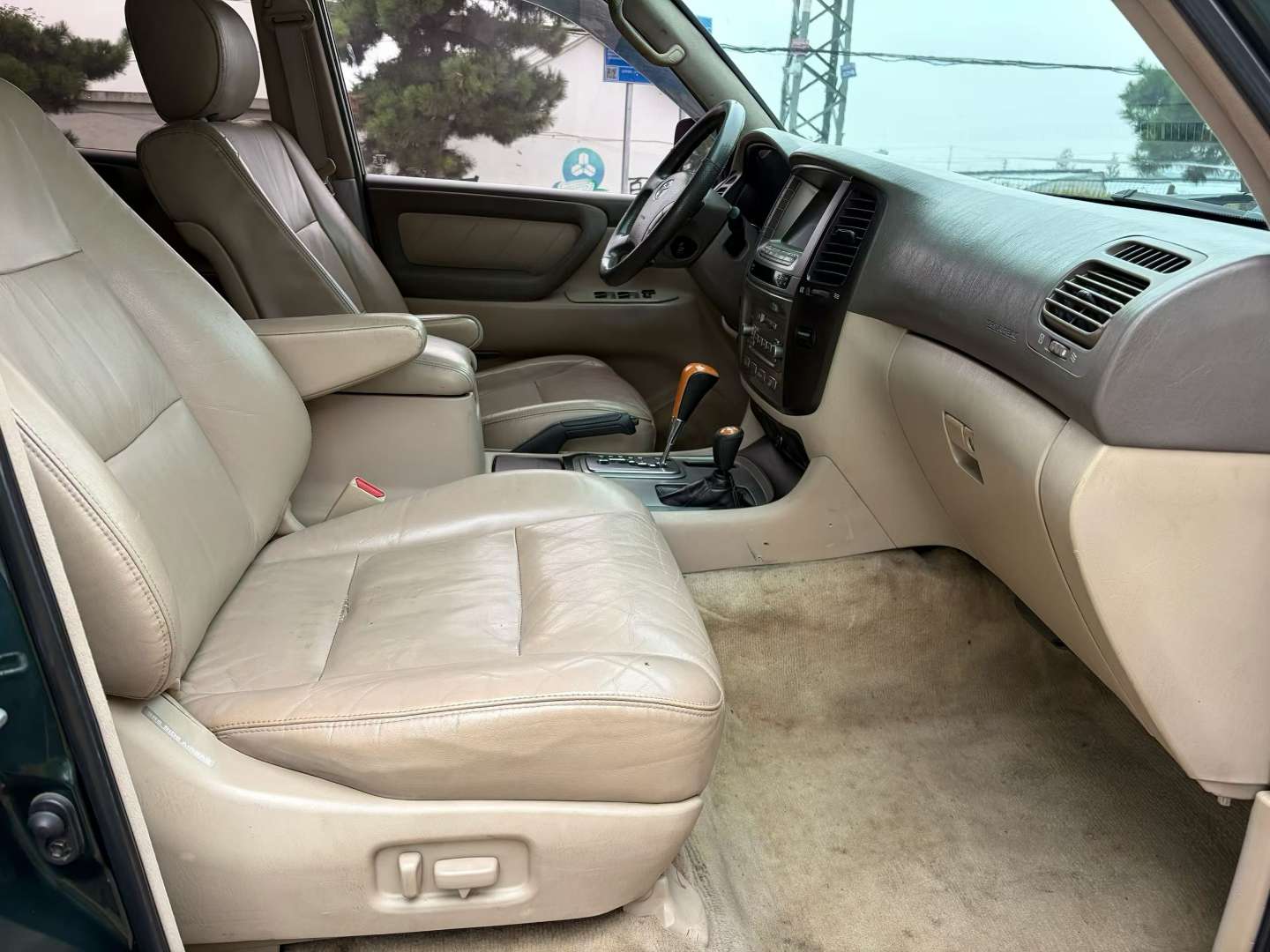 Toyota LC100 4