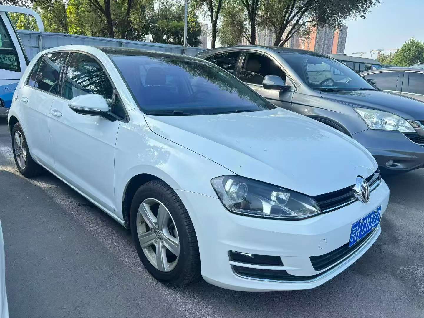 Volkswagen Golf 1.4T Luxury