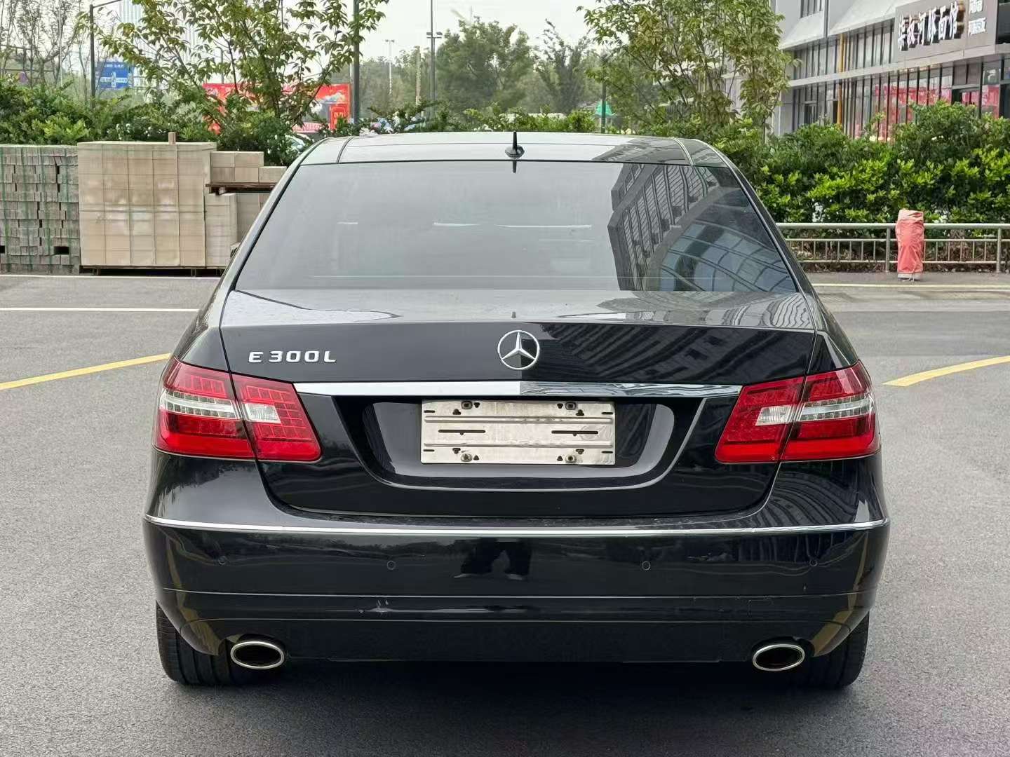Mercedes-Benz E-Class 2012 E300 Automatic 3.0 8