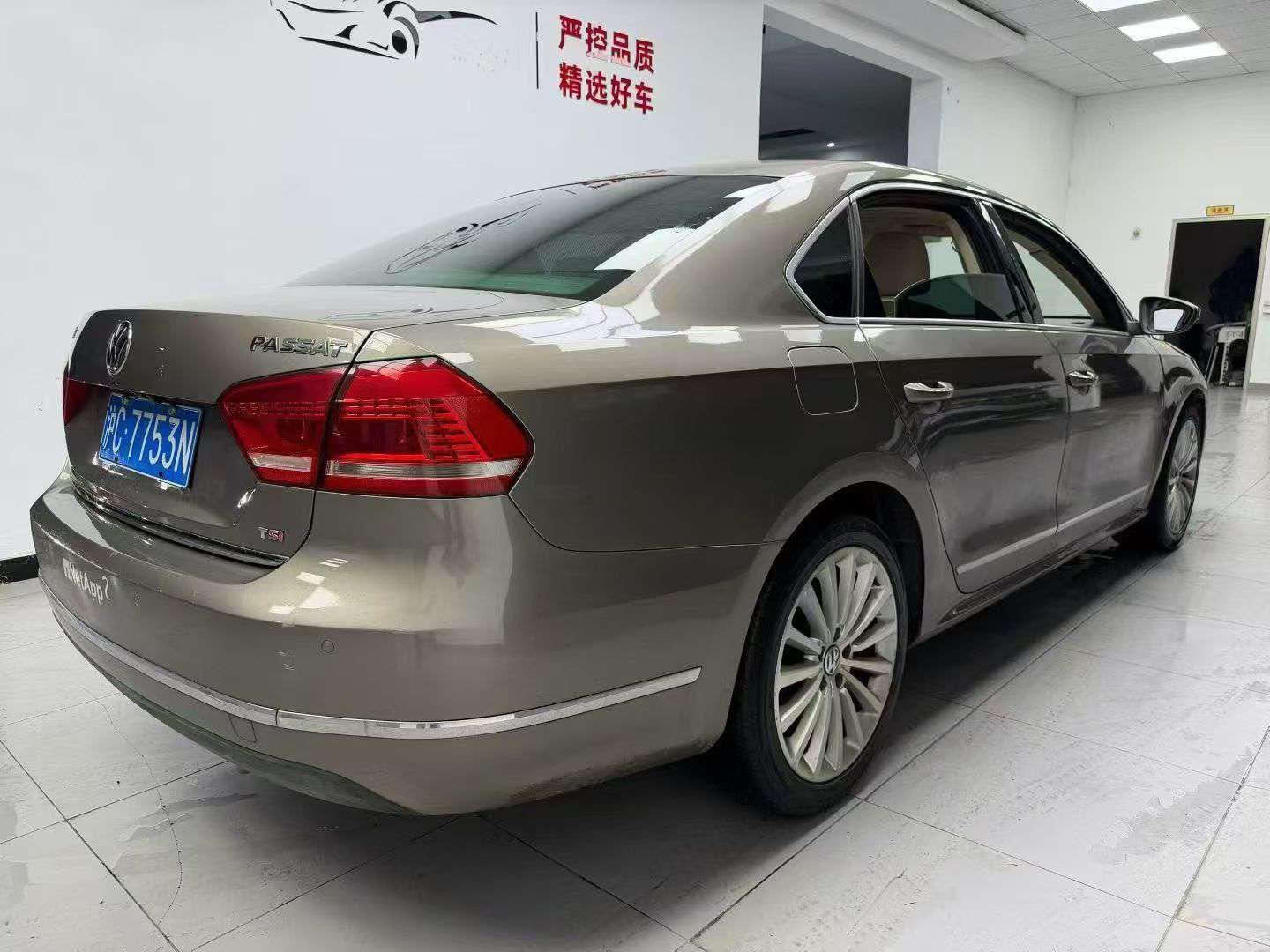Volkswagen Passat High Trim 7
