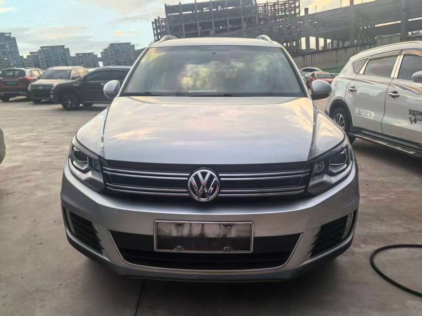 Volkswagen Tiguan 1.8T High Trim