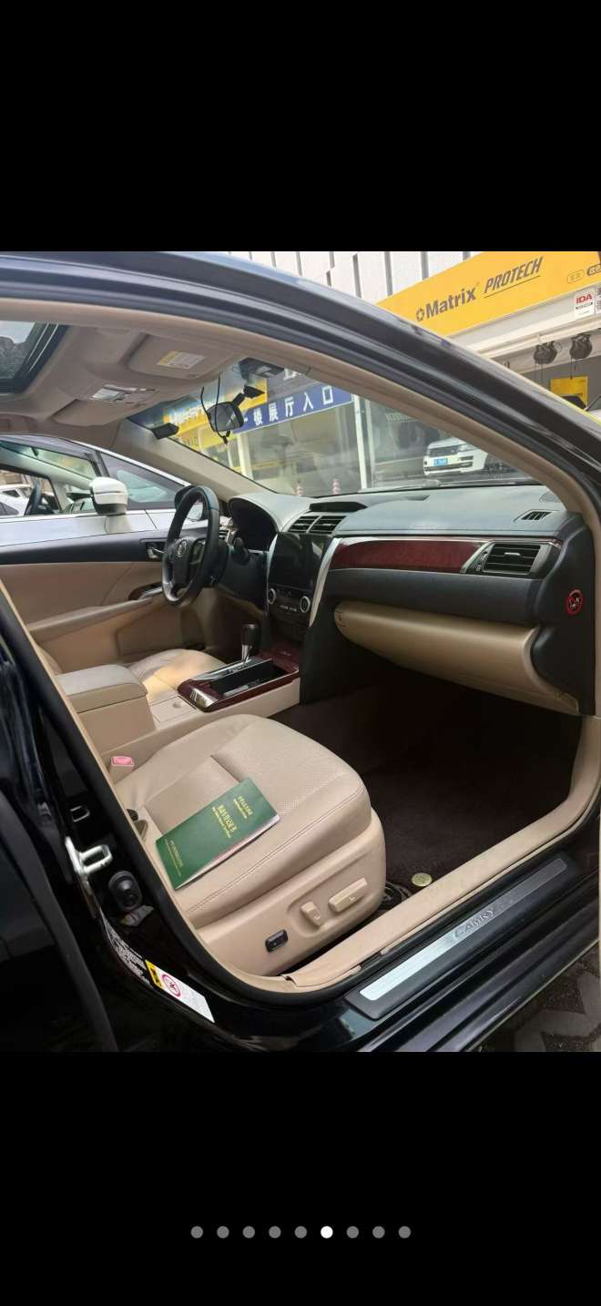 Toyota Camry 2.5L 2.5G Luxury Navigation Edition 5