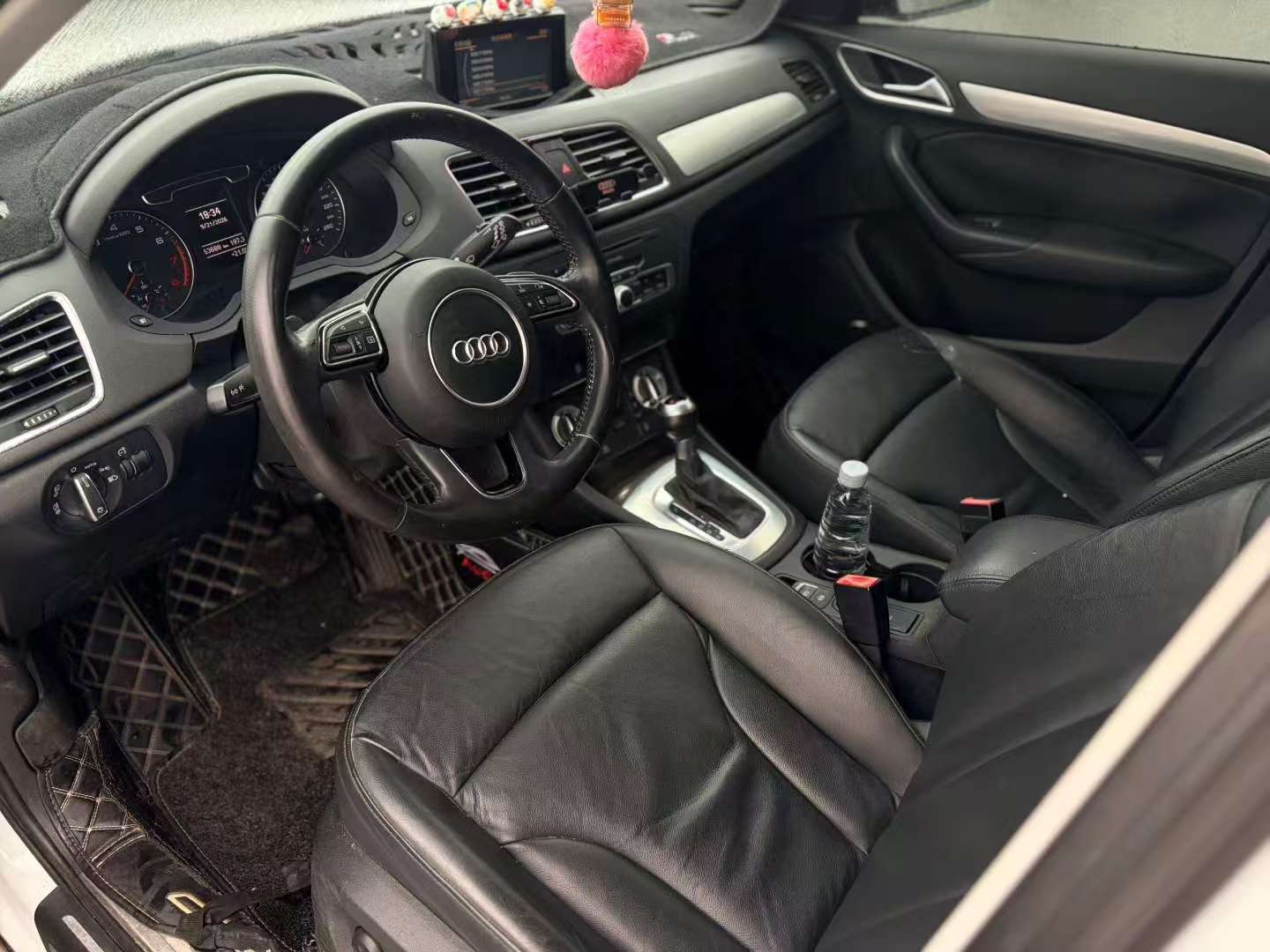 Audi Q3 4