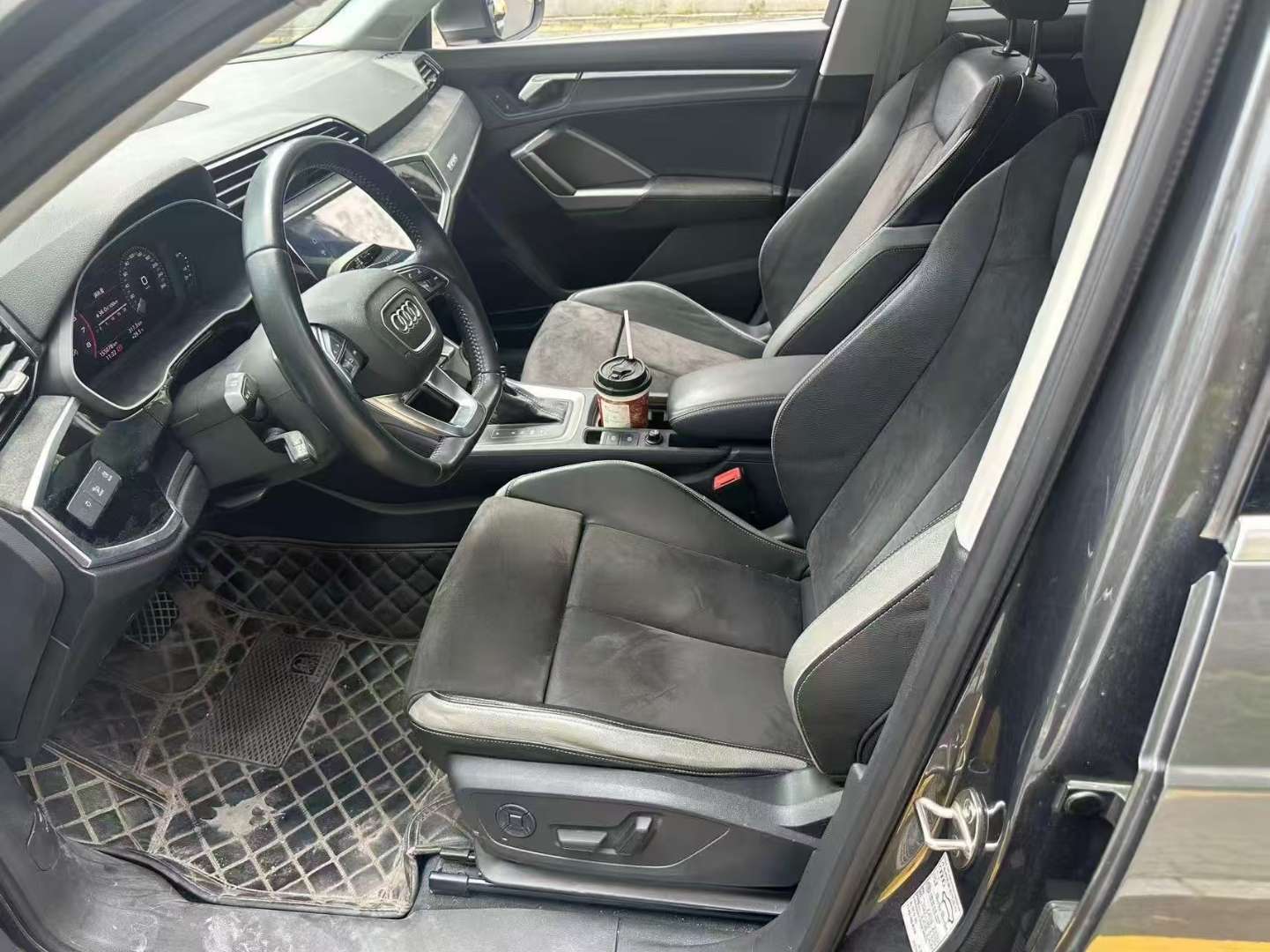 Audi Q3 AWD Fashion 2.0T 7