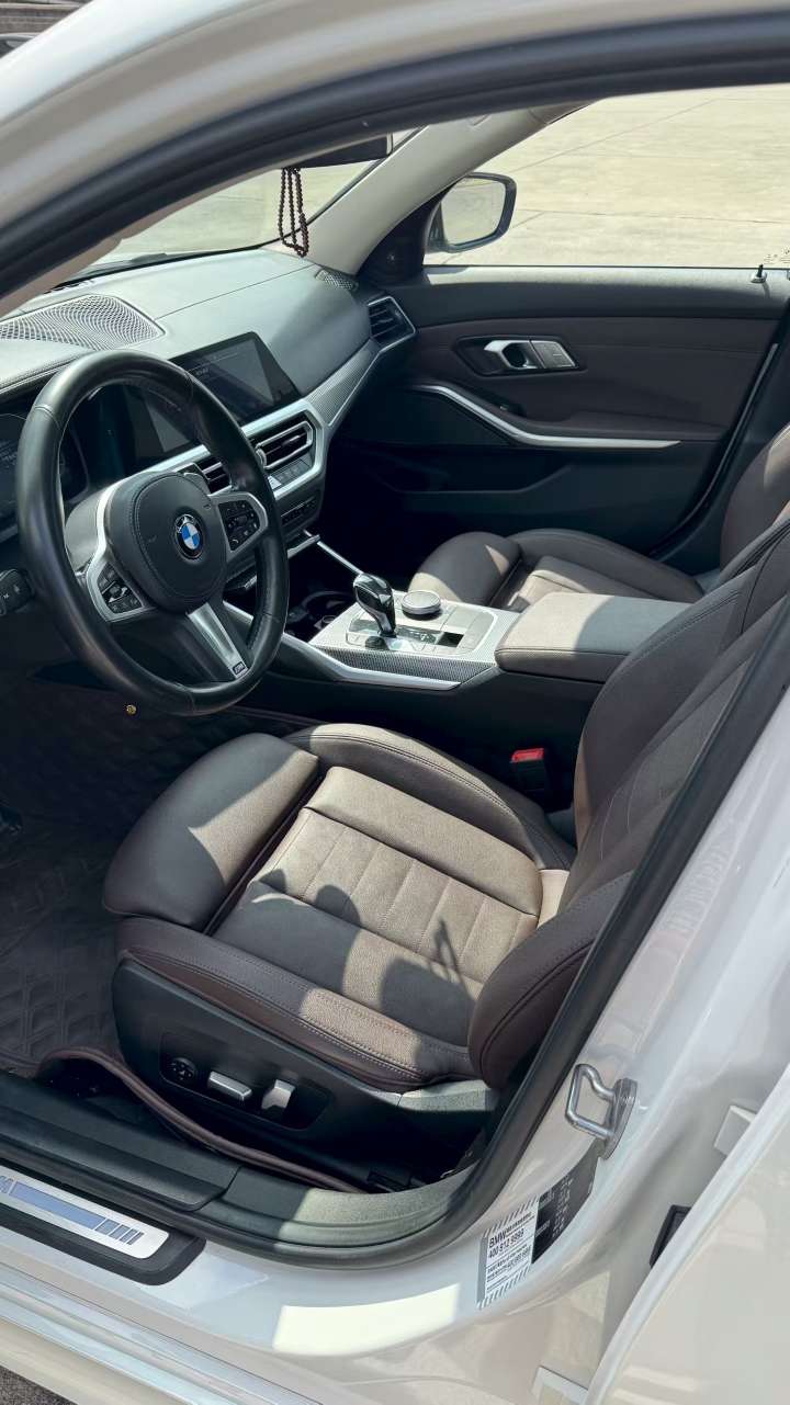 BMW 3 Series 2020 325i M Sport Night Edition 5