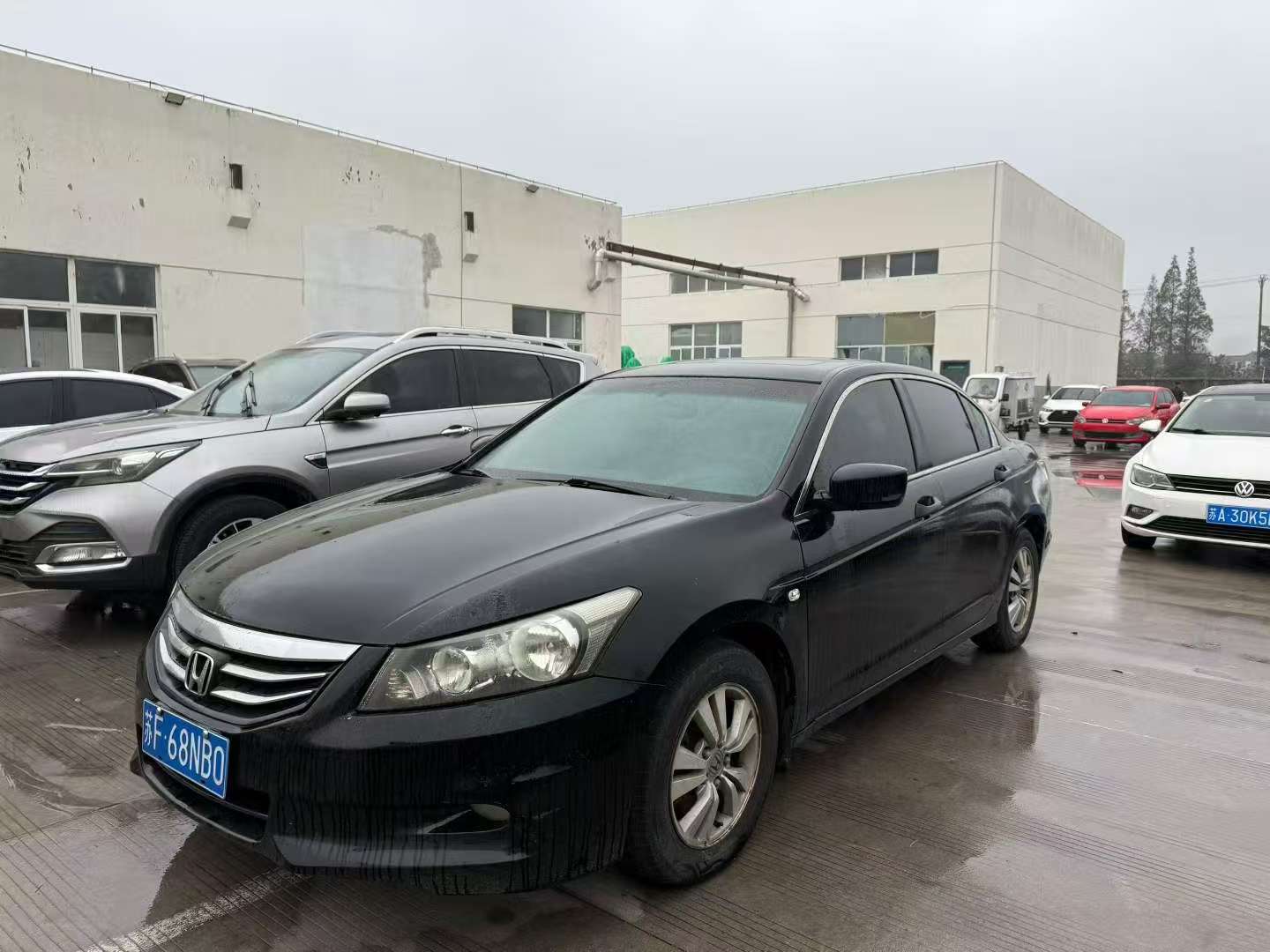 Honda Accord 2011 2.0L Automatic Sunroof Version 2